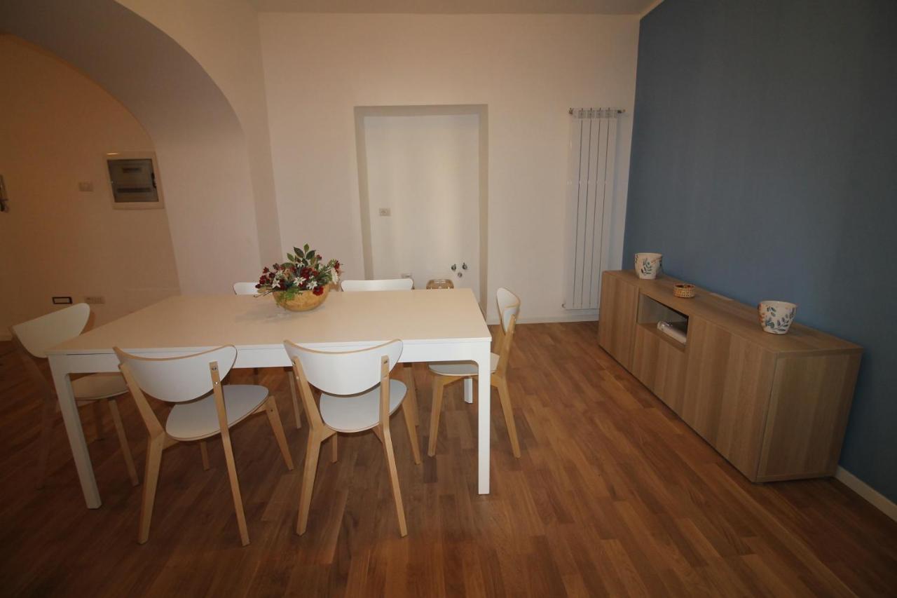 B&B Ma.Li. Napoli Bagian luar foto