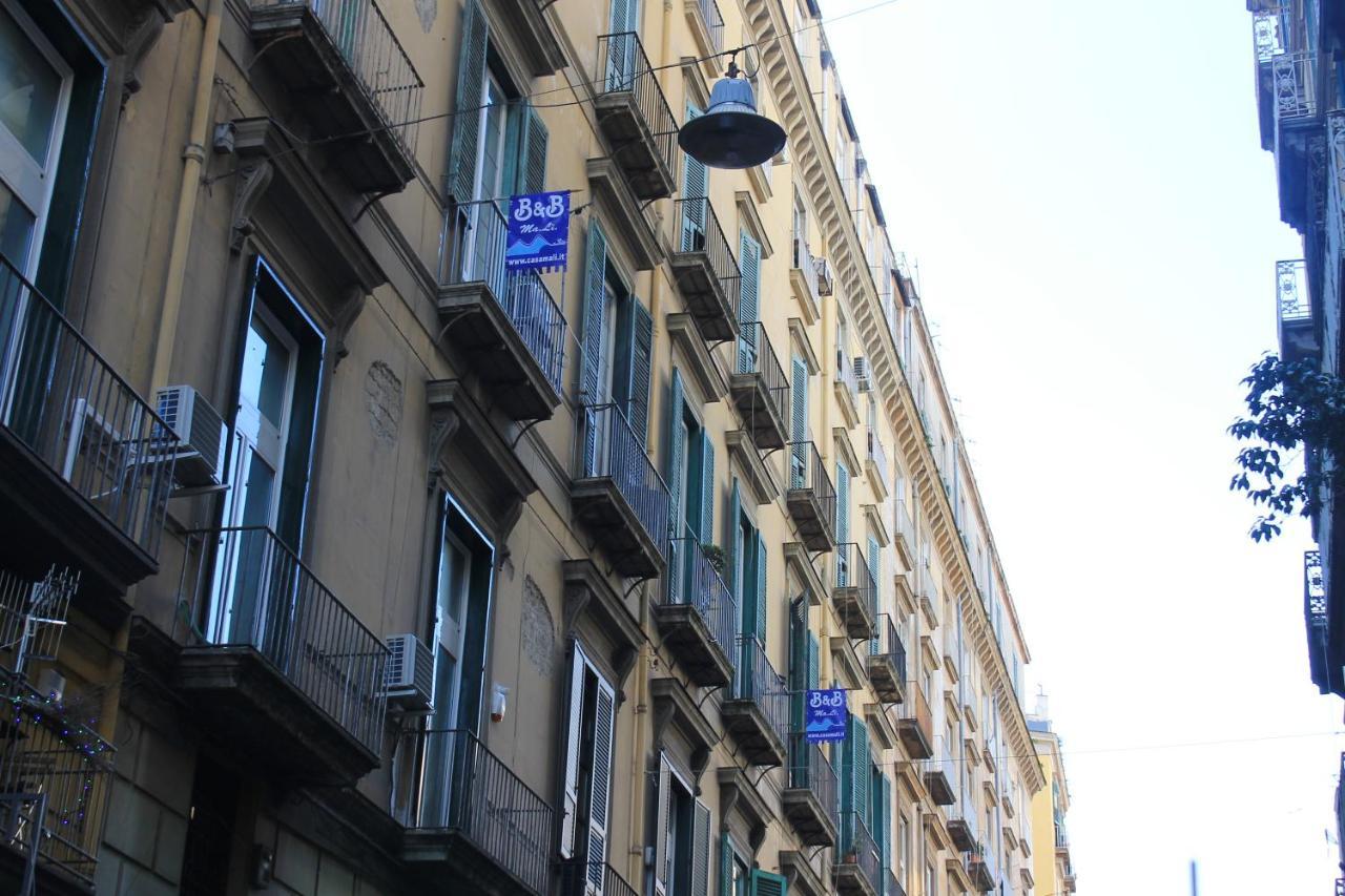 B&B Ma.Li. Napoli Bagian luar foto
