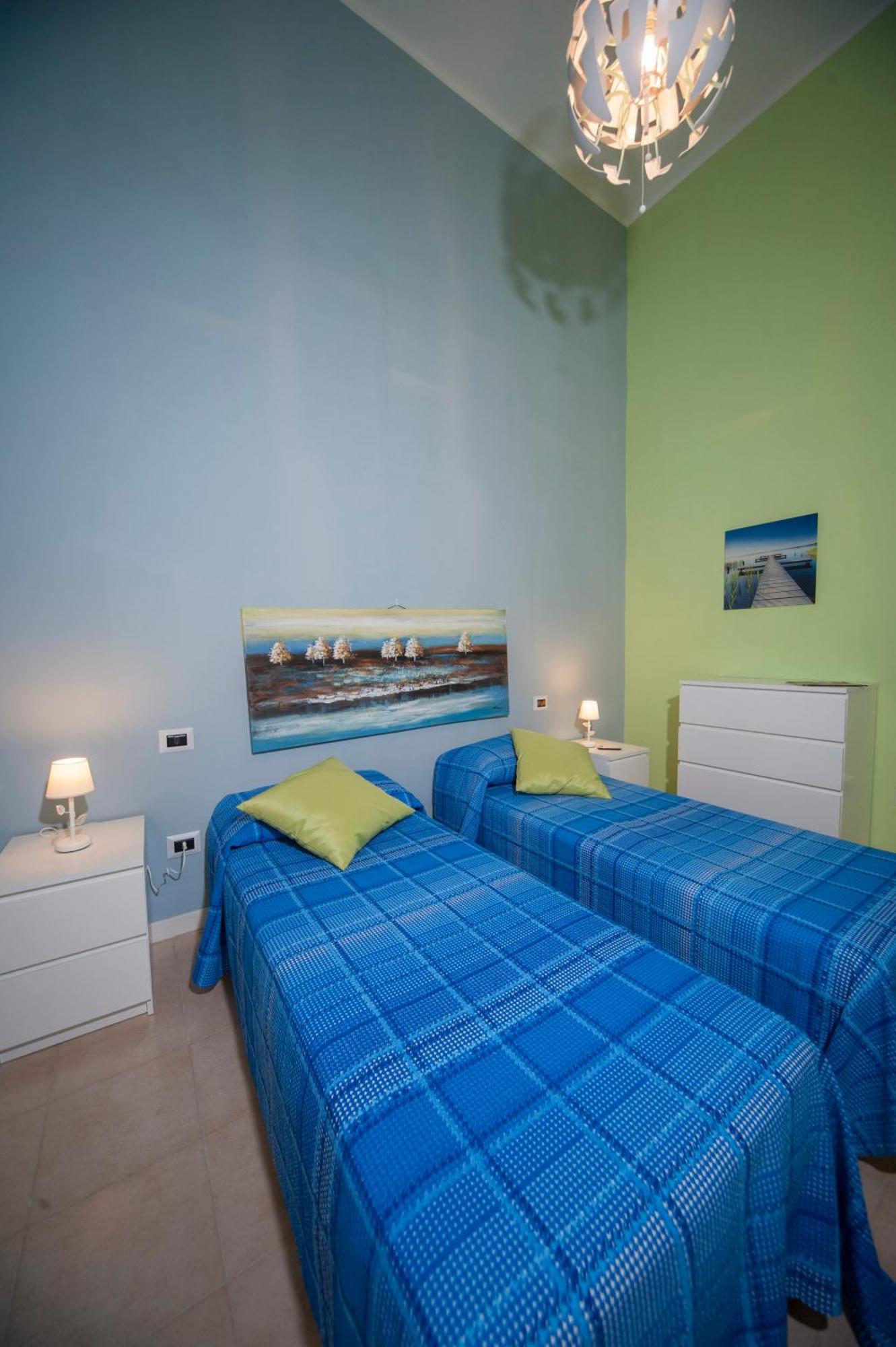 B&B Ma.Li. Napoli Bagian luar foto